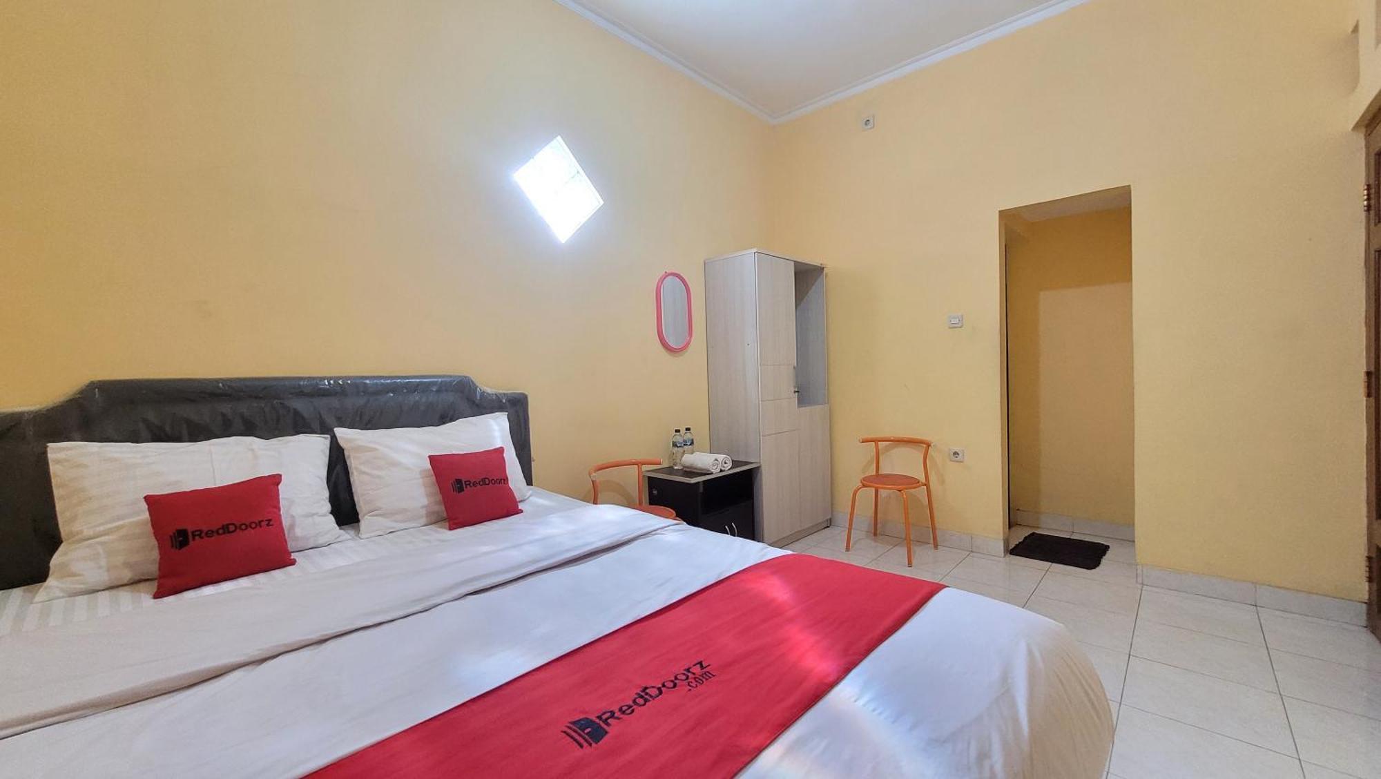 Hotel Oyo Flagship 90768 Endrayanti Syariah Yogyakarta