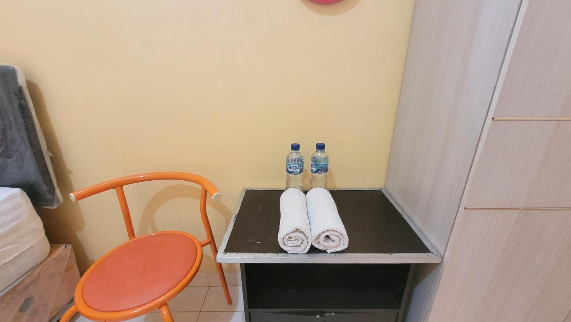 Oyo Flagship 90768 Endrayanti Syariah Hotel 2*
